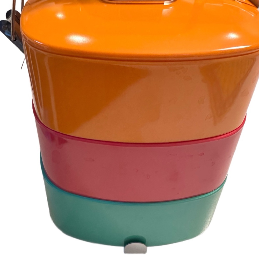 🍉 SALE/RARE! Stackable Melamine Picnic Organizer 🧺✨ - Picture 5 of 8